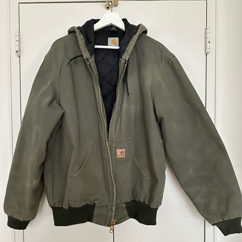 Carhartt mens jacket.